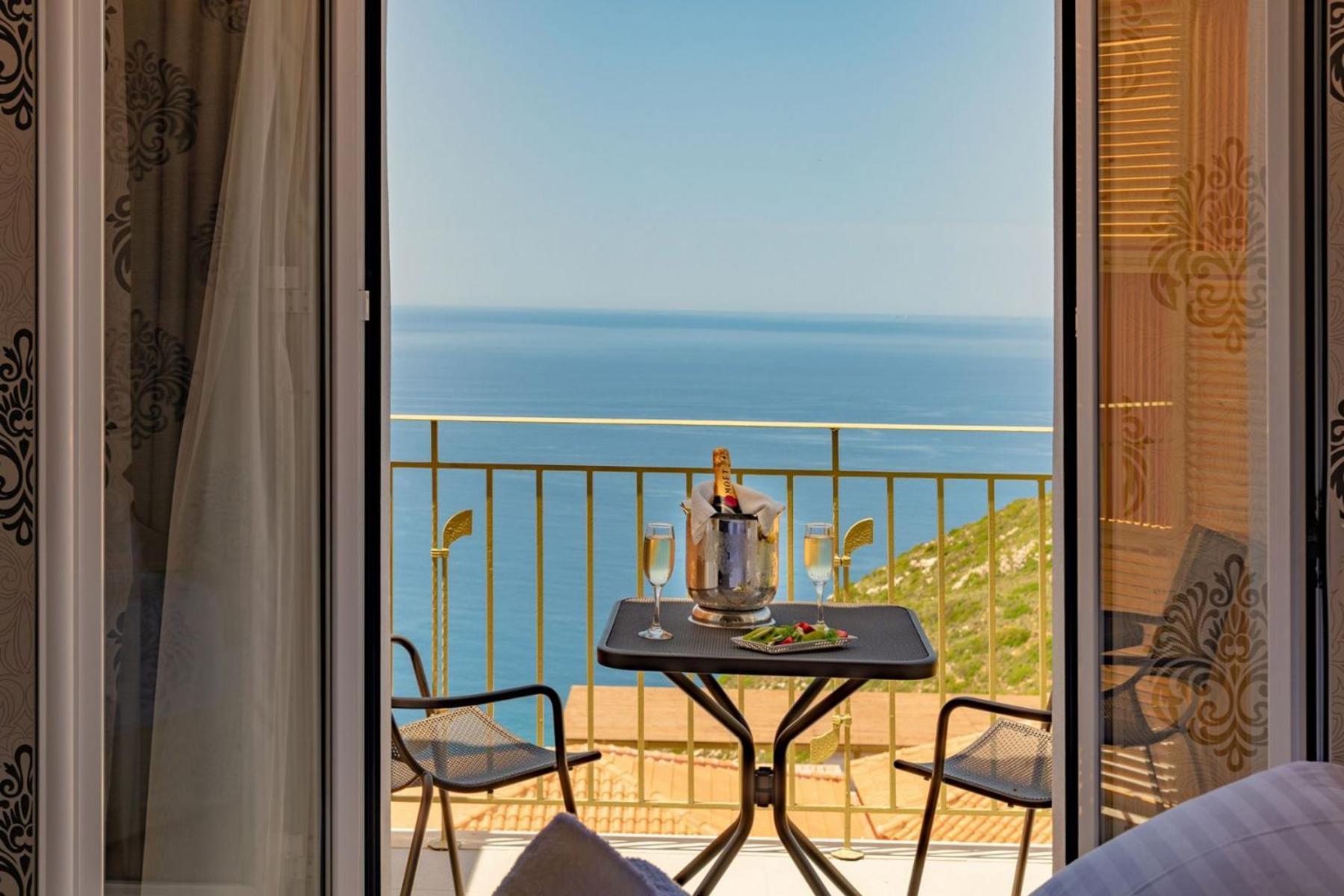 Petani Bay Hotel - Adults Only Vóvikes المظهر الخارجي الصورة